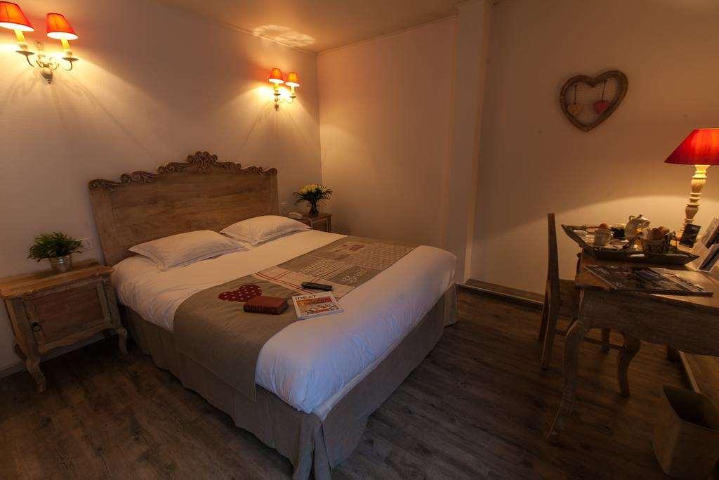 Brit Hotel Bristol Montbeliard Centre Δωμάτιο φωτογραφία