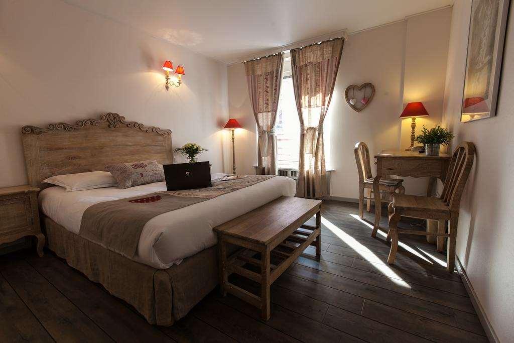 Brit Hotel Bristol Montbeliard Centre Δωμάτιο φωτογραφία